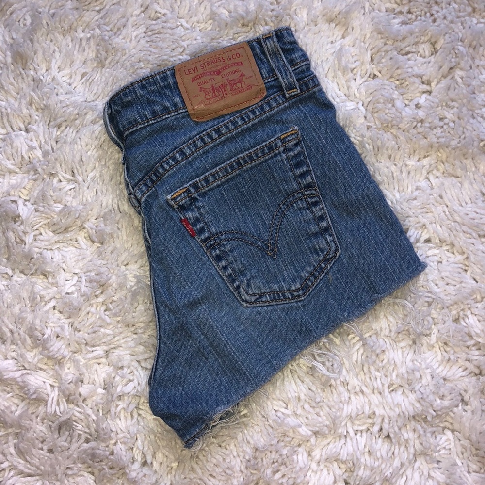 Levi cutoff shorts